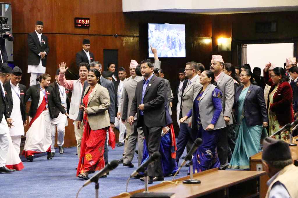 एमालेको अवरोधपछि संसद् बैठक स्थगित