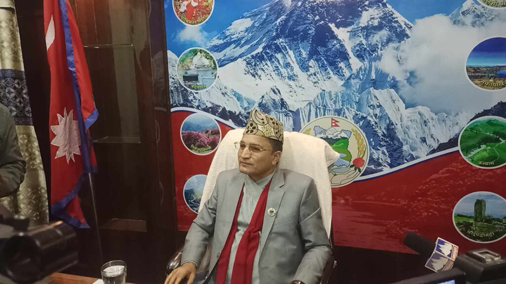 कोसीका सभामुख बाबुराम गौतमले दिए राजीनामा