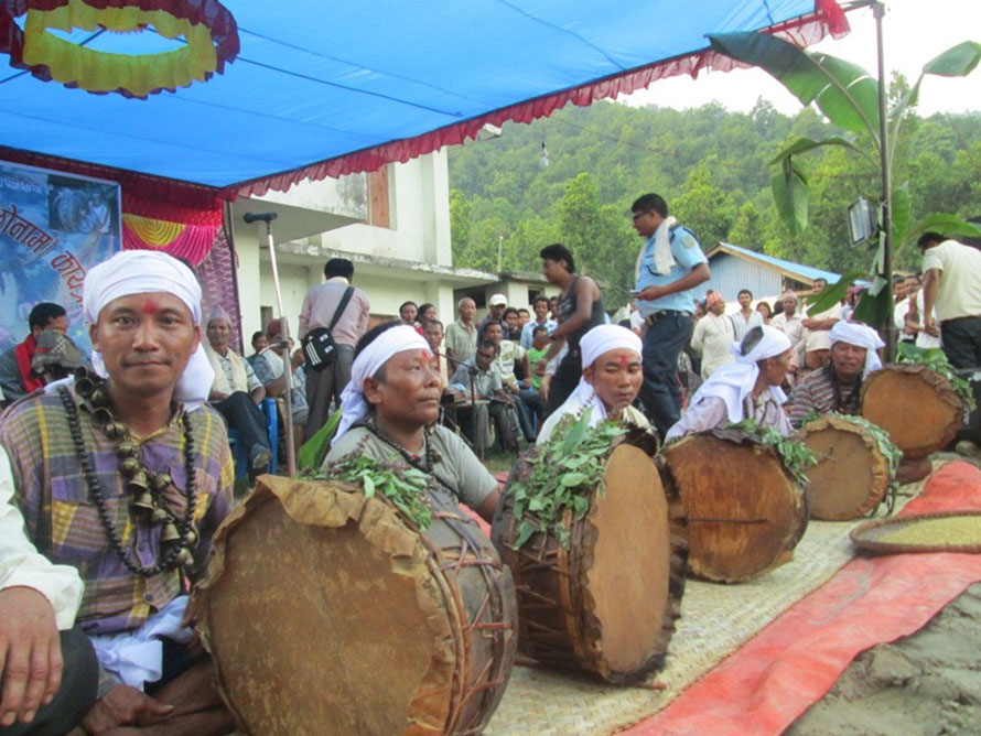 चेपाङ समुदायले न्वागी पर्व मनाउँदै