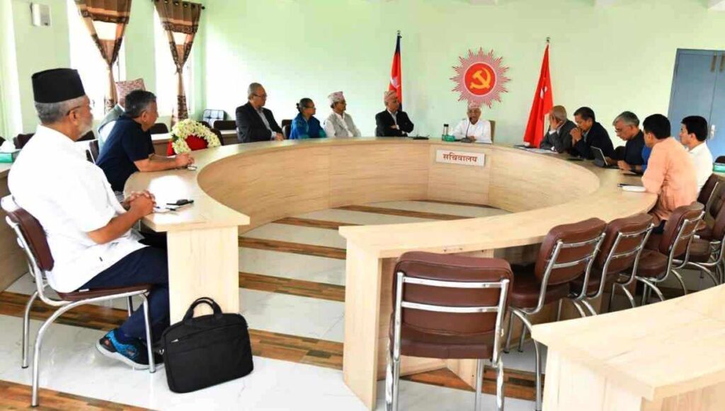 नेम्वाङ बस्ने कुर्सीमा माला राखेर एमाले सचिवालय बैठक
