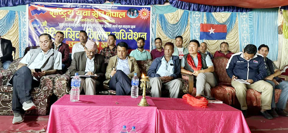 एमालेमा केपी ओलीको विकल्प कुनै हुनै सक्दैन: पूर्वमन्त्री बस्नेत