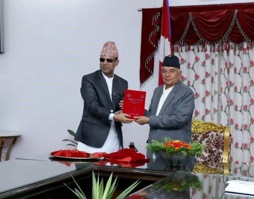 मधेसी आयोगको वार्षिक प्रतिवेदन राष्ट्रपति समक्ष पेश