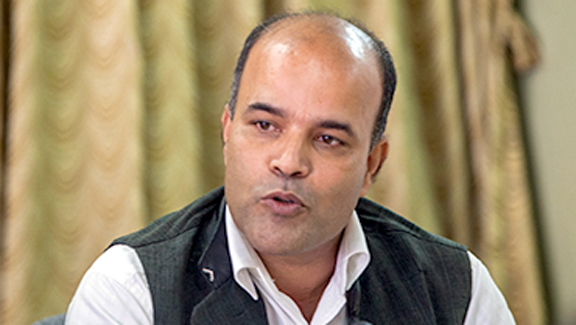 नागरिकको वितृष्णा व्यवस्थाप्रति होइन : सांसद सिंह