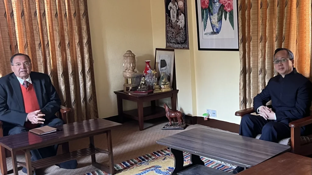 झलनाथ खनाल र चिनियाँ राजदूतबीच भेटवार्ता