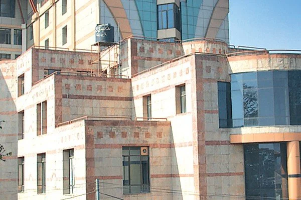 ट्रमा सेन्टरमा छैन एमआरआई मेसिन