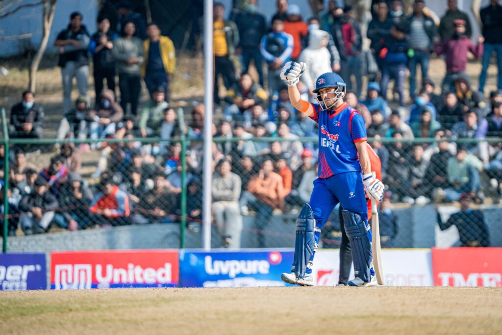 क्यानडाविरुद्ध भीमको पनि शतक