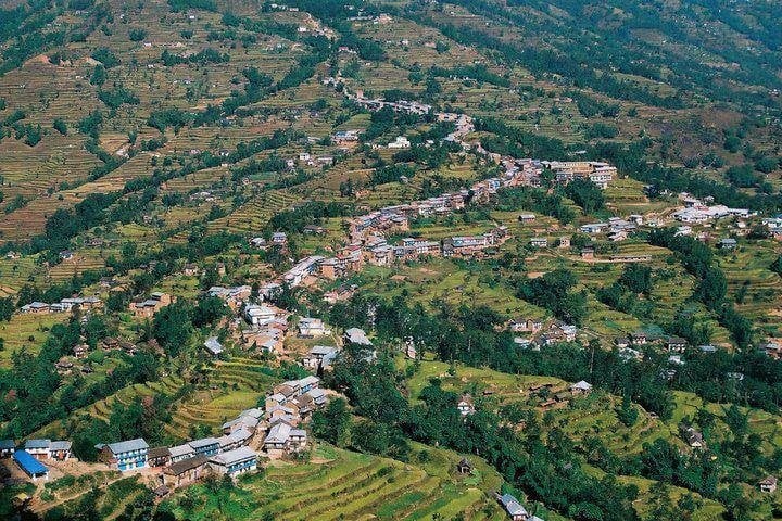 सात वर्षदेखि आचार्यगाँउ र सोल्मा बसपार्क उपयोगविहीन