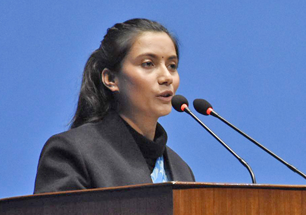 आफूमाथि सार्वजनिक स्थलमा अभद्र व्यवहार भयो -सांसद गौतम