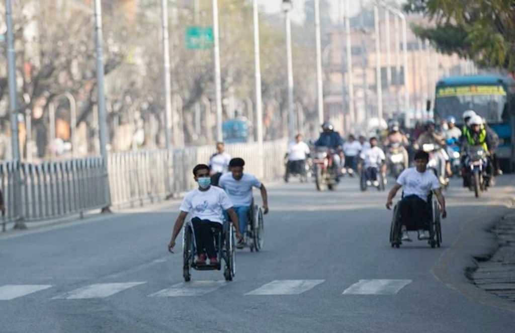 काठमाडौँमा ह्वीलचेयर म्याराथन