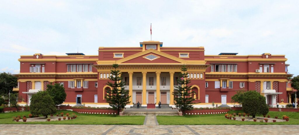 राष्ट्रपति भेट्न प्रधानमन्त्री शीतल निवासमा