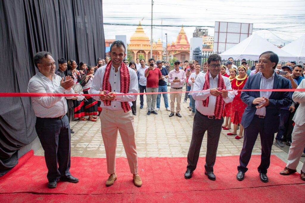 बीवाईडी सर्भिस नेटवर्क विस्तार गर्दै साइमेक्स इंक, दुई नयाँ सर्भिस सेन्टरको उद्घाटन