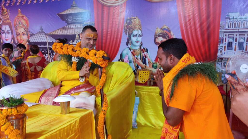 पशुपति कोटीहोममा पुगेनन पूर्व राजा ज्ञानेन्द्र शाह र कमल थापा