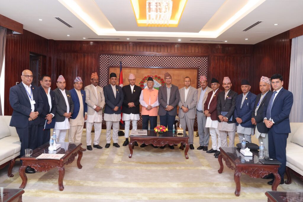 उत्पादन र रोजगारी वृद्धिमा ध्यानदिन लुम्बिनी प्रदेशका मुख्यमन्त्रीलाई प्रधानमन्त्री ओलीको आग्रह