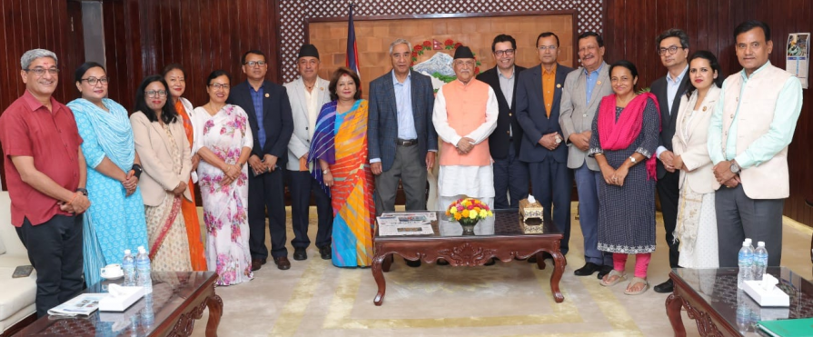 नेपालको हवाई सुरक्षाबारे छलफल गर्न सभापति देउवासहित कांग्रेसका सांसदहरू बालुवाटारमा