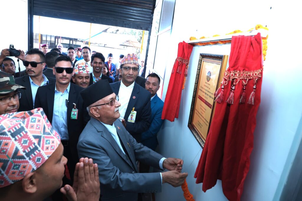 प्रधानमन्त्रीबाट हाइड्रोजन कारको शुभारम्भ