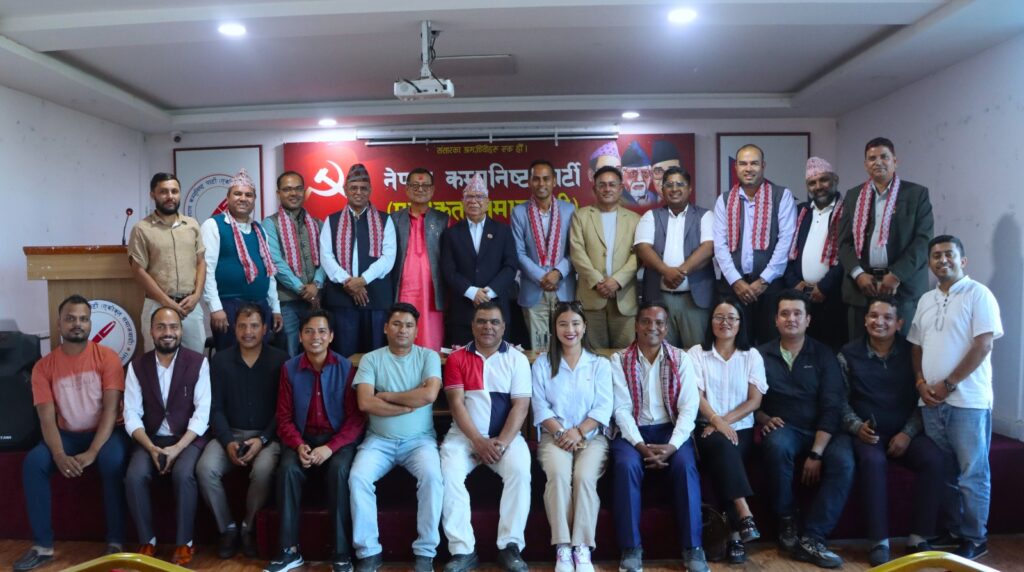 सत्य, तथ्य र निश्पक्ष सूचना संप्रेषण गर्नुस्- अकोराबको नयाँ नेतृत्वलाई अध्यक्ष नेपालको सुझाव