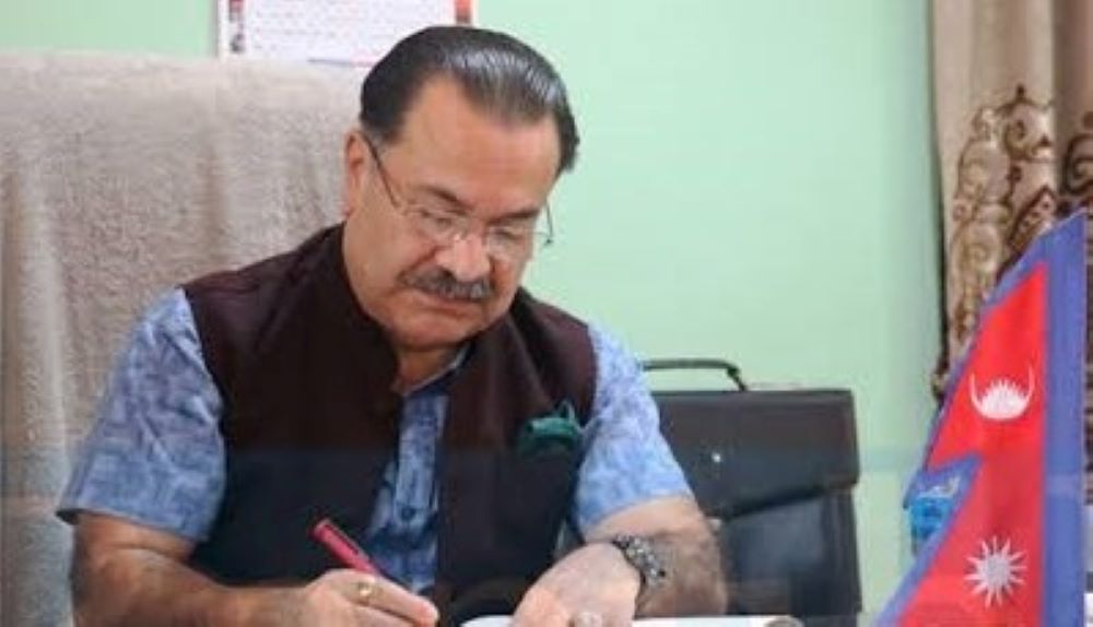 सहकारी ठगी धन्दामा राष्ट्रपतिका कानुनी सल्लाहकार  कुँवर कसरी तानिए ?
