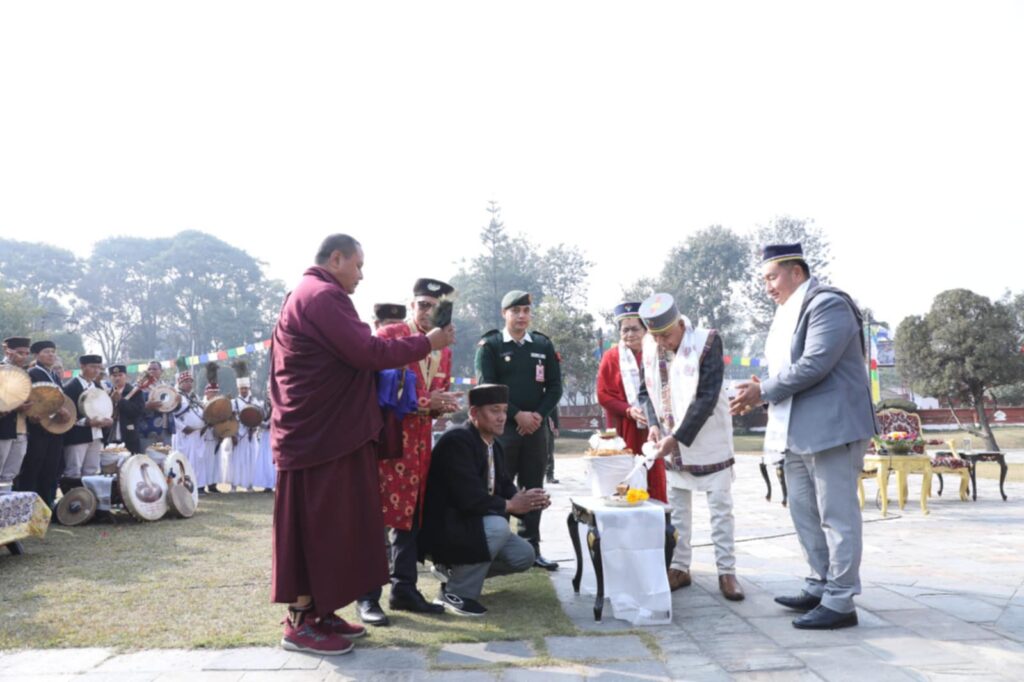 राष्ट्रपति पौडेलद्धारा दीप प्रज्वलन गरि सोनाम ल्होसारको शुभारम्भ