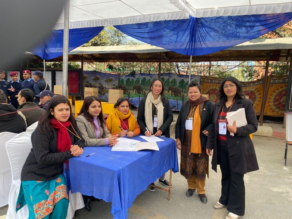 कानुन व्यवसायी परिषद्को पार्षद्का लागि मतदान जारी