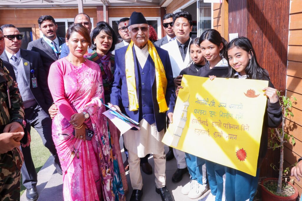 सबैले आत्मविश्वासका साथ काम गरेमा अब नेपाल पछाडी फर्कदैन्ः प्रधानमन्त्री