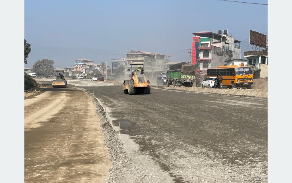 नारायणघाट बुटवल सडक विस्तारले गति लिँदै