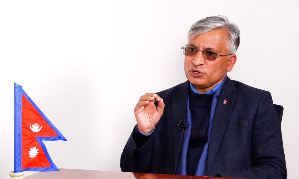 ज्ञानेन्द्र शाहीलाई विष्णु रिमालले भने–यस्ता नालायकहरूसँग सवाल जवाफ गर्नु छैन