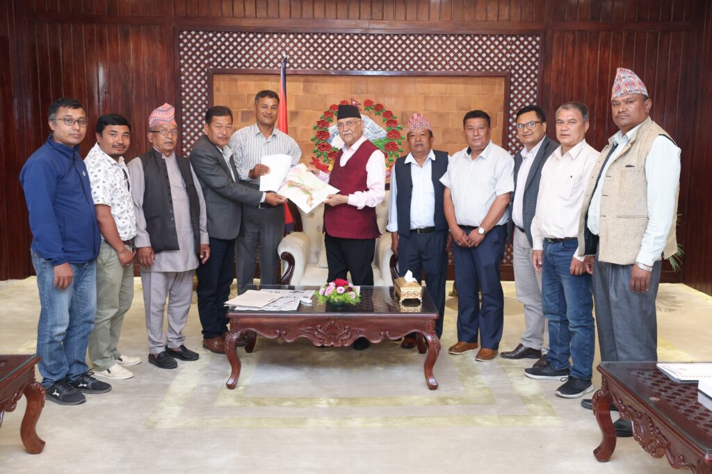 प्रधानमन्त्रीसँग काठमाडौँ–तराई\मधेस दू्रतमार्ग सुरु विन्दुको समस्याबारे छलफल