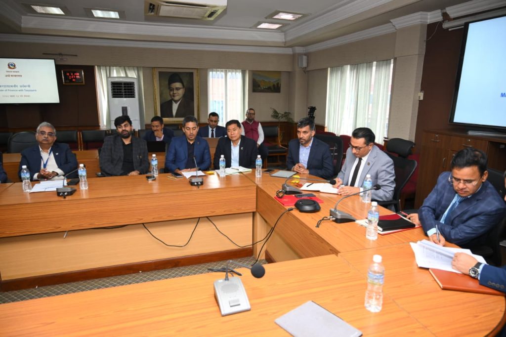 अर्थमन्त्री र बहुराष्ट्रिय ठूला करदाता कम्पनीबीच छलफल, नेपालमा २०० अर्ब लगानी थपिँदै